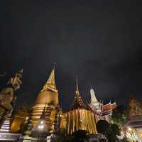 โคมตรา วันพระแก้ว