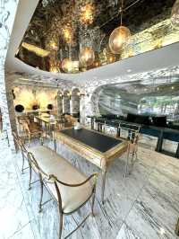 A café crafted from stone and soul — com