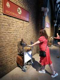 A Magical Escape into the World of Warner Bros. – Tokyo Studio Tour Highlights
