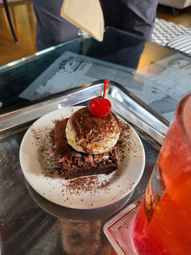 🌊🏄양양 인구해변 카페 브런치맛집 :: 데님서프보드스