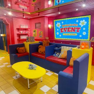 【Seoul】Colorful Space in Sinsa-dong: Wiggle Wiggle