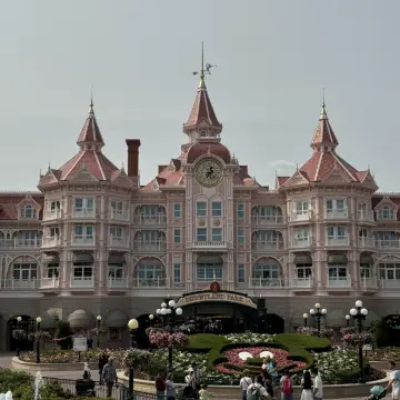 夢幻粉紅迪士尼城堡