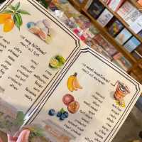 📍 Booktree Library & Café – ป่าคลอก ภูเก็ต