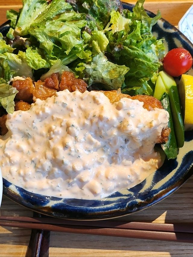 미야자키 치킨난반 맛집 추천｜현지인도 찾는 쿠완네 후기