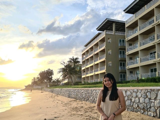 Royal Phala Cliff Beach Hotel  วิวทะเลแบบเต็มตา 