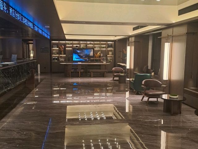 2025年深圳CP值超高新派酒店，$3xx 一晚，包早餐