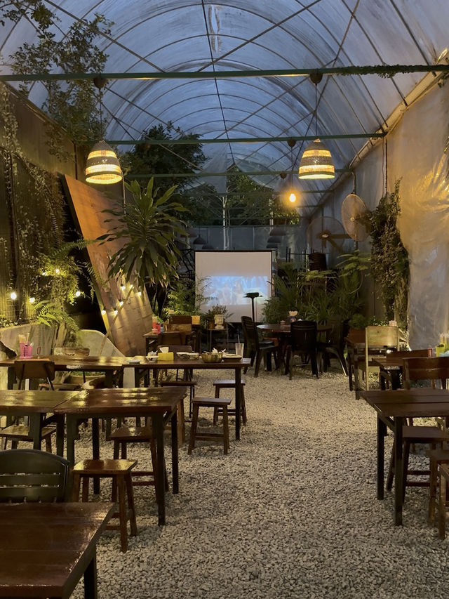 Spirited Away Atmosphere at this Greenhouse with Tasty Thai Food at Treasure Thai Horizon Hills