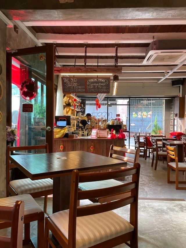 The old station Cafe