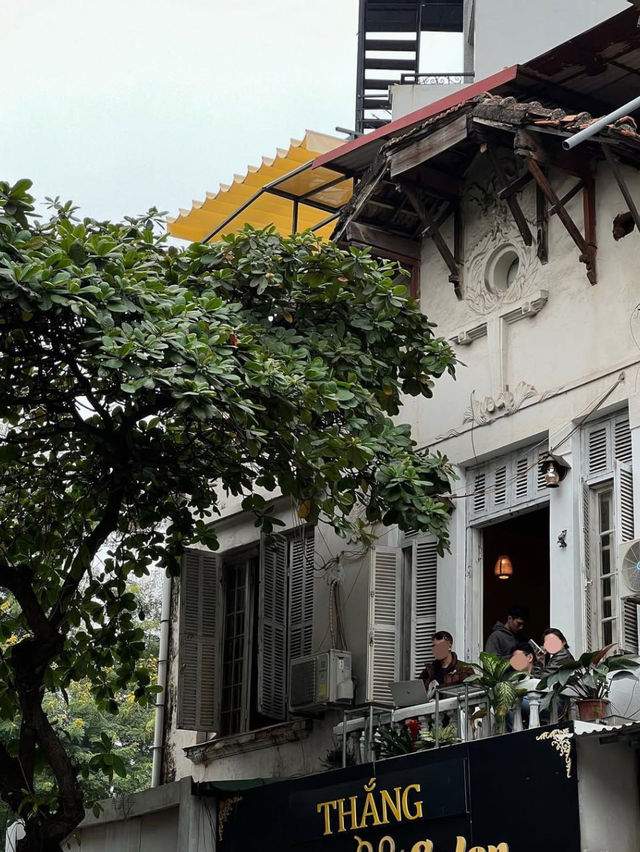 Hanoi Neighbors