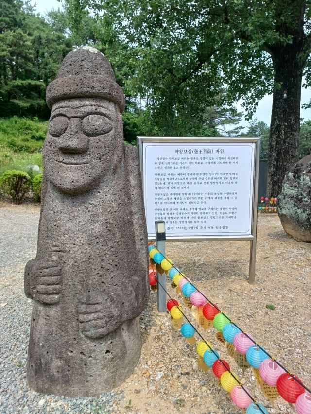 가족이 함께 걷는 숲길 사찰 여행