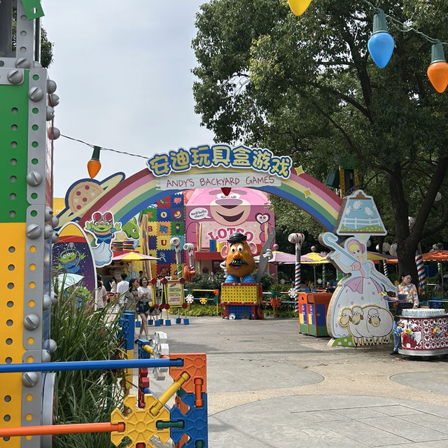 【上海】 上海ディズニーランド ディズニーピクサートイストーリーランド