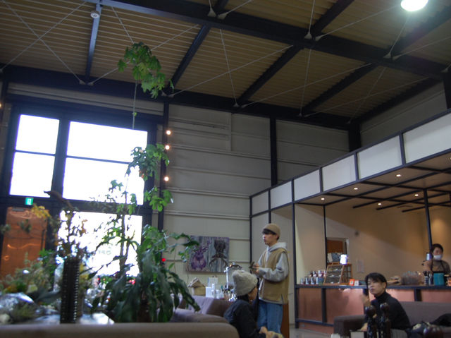 【愛知🇯🇵】倉庫をリノベーションしたカフェへ。