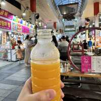 🧡藏在海港城市的美食寶庫！《西歸浦每日市場》：來濟州不吃這裡，等於白來！🦐🍊 