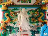 วัดเกาะลอย ศรีราชา 
