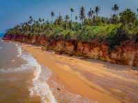 Red Cliffs ผาฝั่งแดง