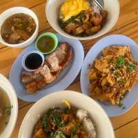 ก๋วยเตี๋ยวโรงรถ @มหาชัย🍜