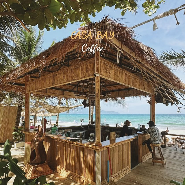 Casa Bay Beach Club