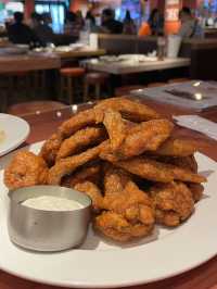 Wings & drinks