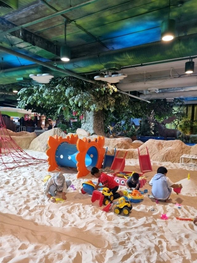 สวนสนุกในร่ม YOYO LAND 