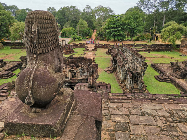 Bakong Temple, the first Khmer temple mountain of sandstone
