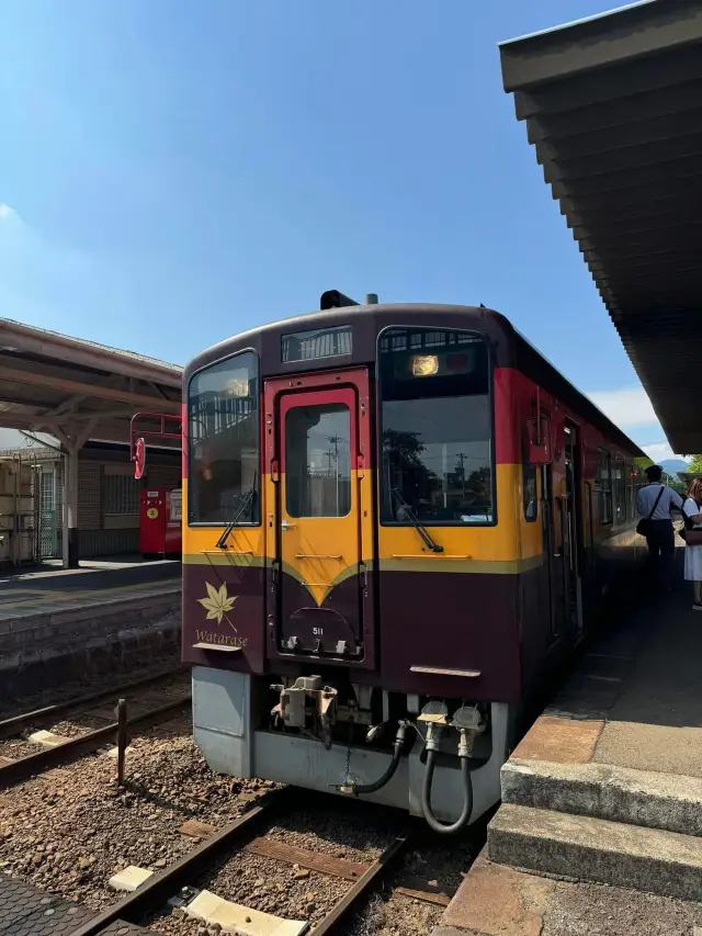 Gunma Attractions: Watarase Keikoku Railway Sightseeing Train