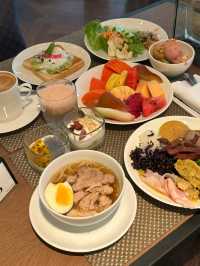 🏰✨ The Athenee Hotel Bangkok – A Stay Fit for Royalty 🇹🇭