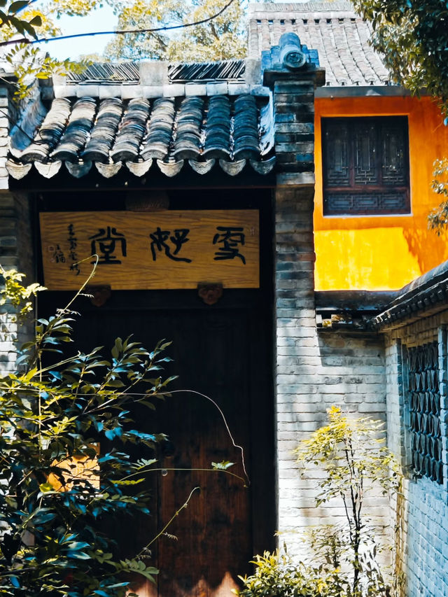 Explore Guoqing Temple on Tiantai Mountain – A Hidden Summer Getaway 🌿☀️