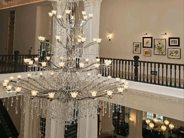Step Into Timeless Elegance – My Unforgettable Stay at Raffles Singapore