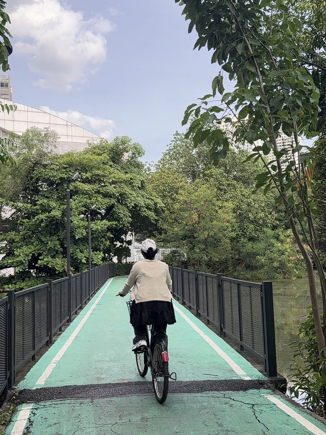 สวนรถไฟบรรยากาศดีมาก