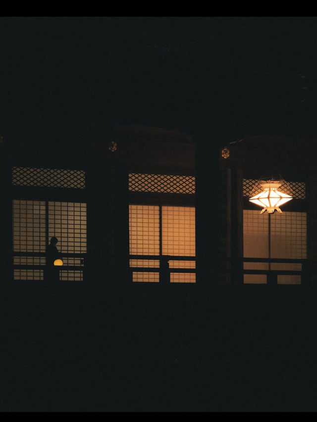【東本願寺】心に響く静けさと荘厳さ🙏京都駅すぐの“癒しと祈り”の空間