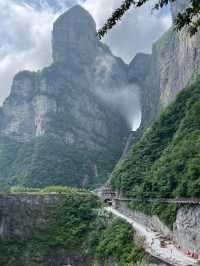 Through the Arch of the Gods – Tianmen Cave Adventure