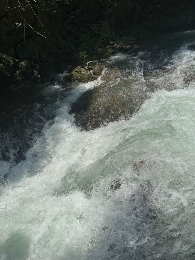 Beyond the Bridge: Explore Xiaoqikong’s Hidden Trails Beyond the Bridge: Explore Xiaoqikong’s Hidden Trails