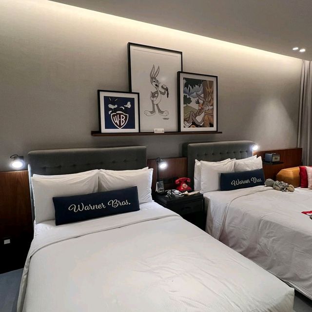 A Playful WB Themed Stay at WB Curio Hilton Hotel
