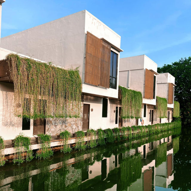 Tranquil Escape: Bliss at WODA Villa & Spa