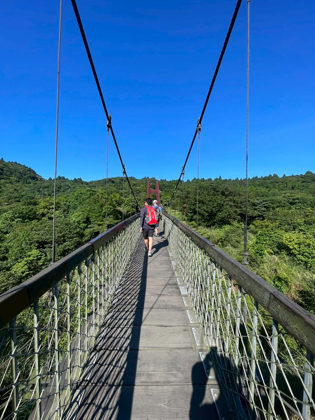 Yangmingshan National Park — TPE 🌳👣 Yangmingshan National Park — TPE 🌳👣