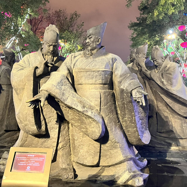 🌟 Datang Everbright City — Xi’an’s Nighttime Wonderland