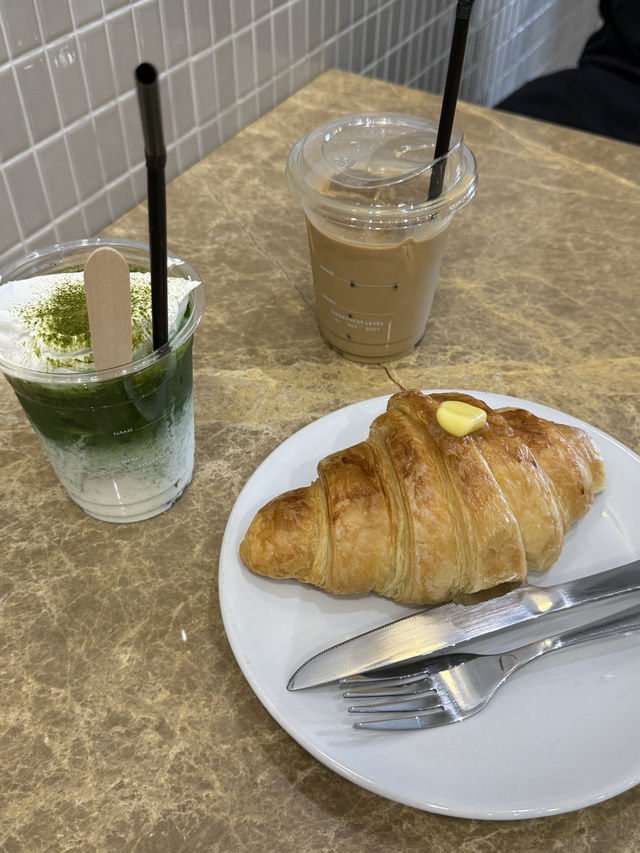 The Baristro📍Jing Jai Market, Chaing Mai🛖