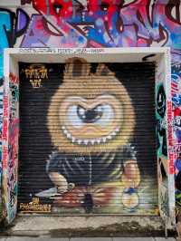 Phuket Old Town – Heritage Vibes, Street Art & Night Market Fun