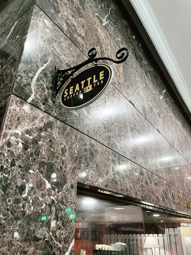Seattle Coffee & Tea: Elegant Ambience with Exceptional Coffee and Pastries 