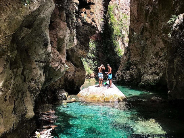 🌊💚 Lost in the beauty of Akchour Waterfalls, Morocco🇲🇦 🌿✨