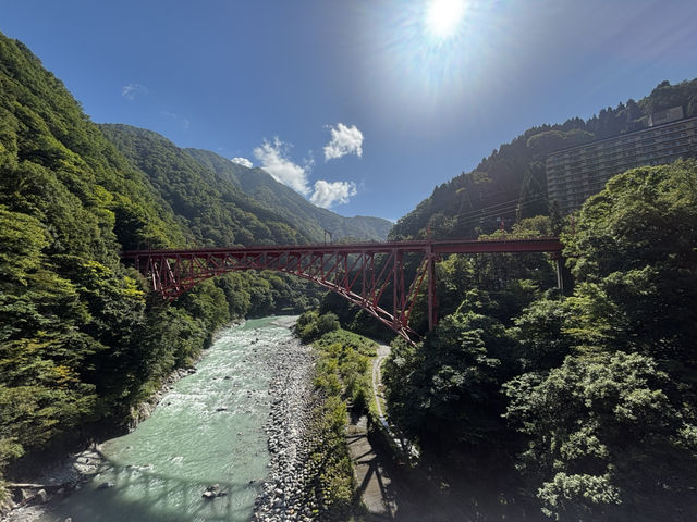 黒部峡谷トロッコ