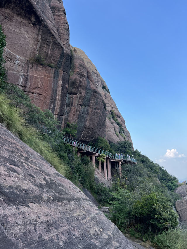 🇨🇳 Guifeng Scenic Spot — A Hidden Danxia Wonderland Near Shangrao, Jiangxi