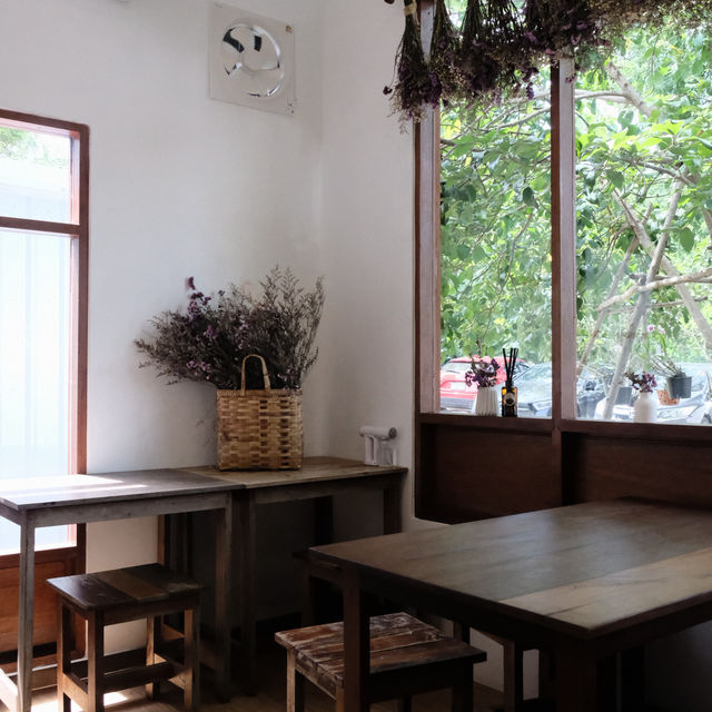 🍽️ Rosebay Home Cooking Café — รสชาติบ้าน ๆ