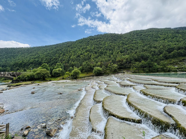 《藍月谷｜一場在人間仙境裡放慢呼吸的旅行》