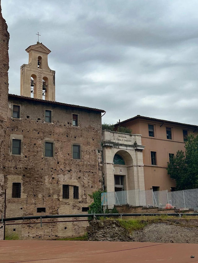 Discovering the Origins of Rome on Palatine Hill Discovering the Origins of Rome on Palatine Hill