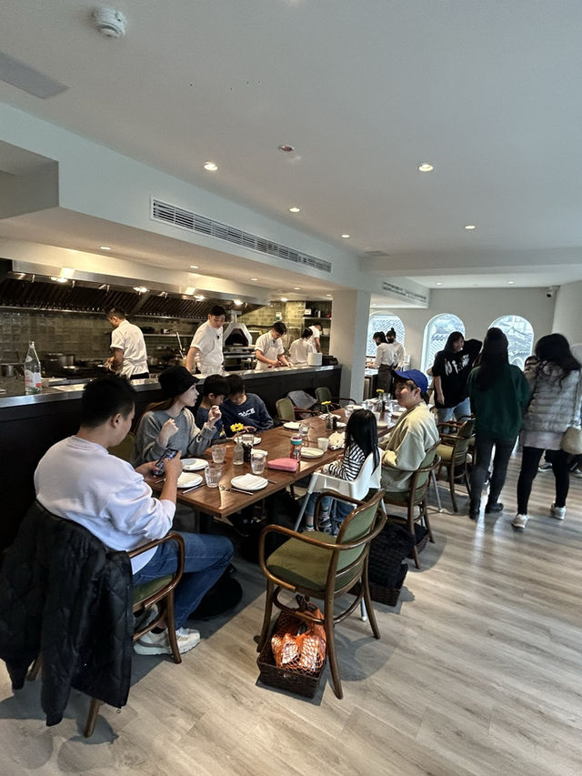 🍽️ The Thirsty Owl｜江振誠打造的海邊歐風餐館