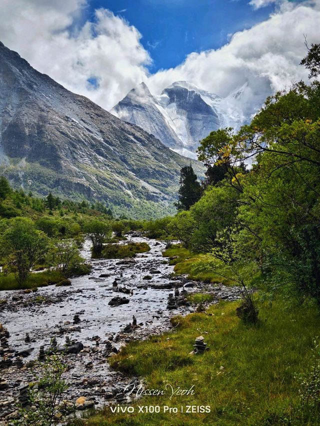 Epic Nature Escape: Daocheng, Yajiang & Litang Road Trip 🌄 Epic Nature Escape: Daocheng, Yajiang & Litang Road Trip 🌄