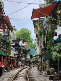 Train Street Treats🍰