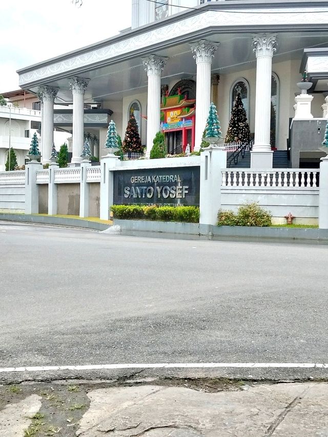 White Dome Wonders🤍 White Dome Wonders🤍