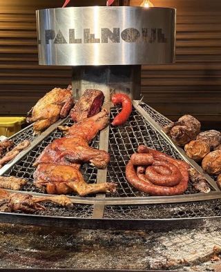 El Palenque: Asado Tradition and Coziness in a Historic Mansion 🥩